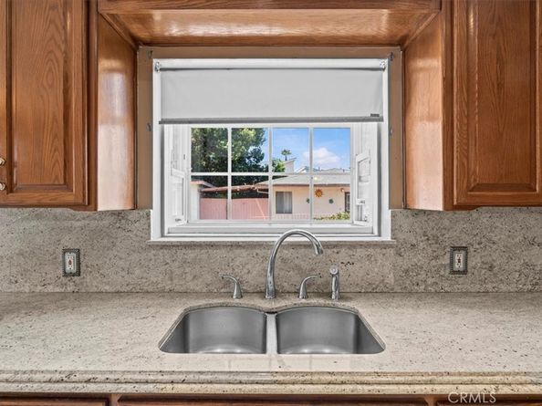 4200 Toland Way, Los Angeles CA 90065