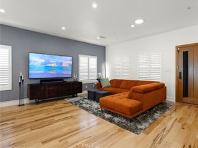 1033 N Pass Avenue, Burbank CA 91505