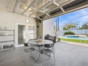 1033 N Pass Avenue, Burbank CA 91505