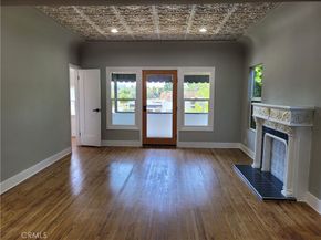 1236 S Cloverdale, Los Angeles CA 90019