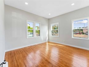 1236 S Cloverdale, Los Angeles CA 90019