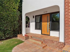 1236 S Cloverdale, Los Angeles CA 90019