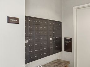 920 Granite Drive 213, Pasadena CA 91101