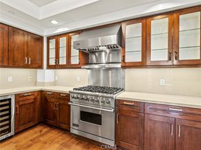 920 Granite Drive 213, Pasadena CA 91101