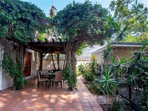 640 S Parish Place, Burbank CA 91506