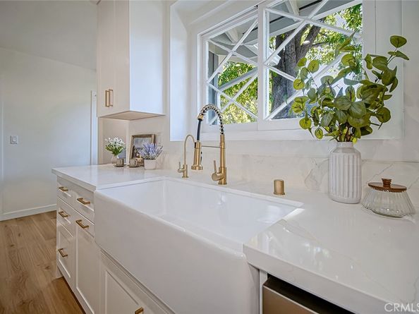 9851 Shadow Island Drive, Sunland CA 91040