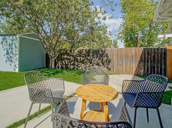 9851 Shadow Island Drive, Sunland CA 91040