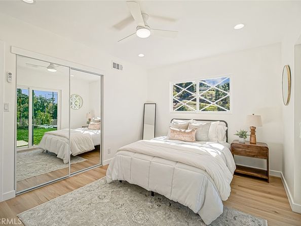 9851 Shadow Island Drive, Sunland CA 91040