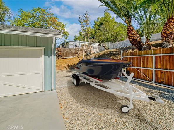 9851 Shadow Island Drive, Sunland CA 91040