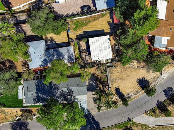 9851 Shadow Island Drive, Sunland CA 91040