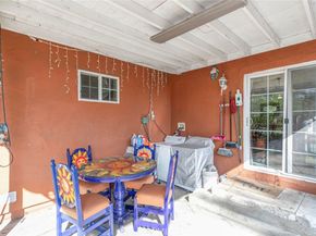 7419 Kraft, North Hollywood CA 91605