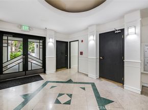 1401 S Bentley Avenue 203, Los Angeles CA 90025