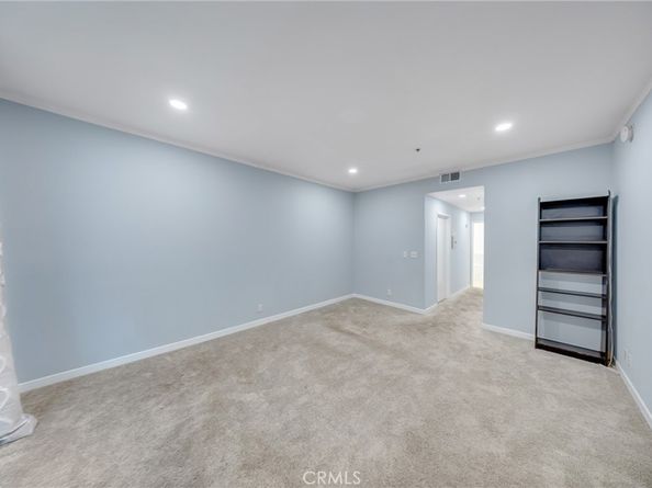 1401 S Bentley Avenue 203, Los Angeles CA 90025