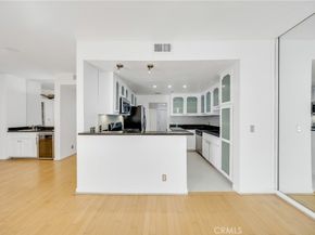 1401 S Bentley Avenue 203, Los Angeles CA 90025