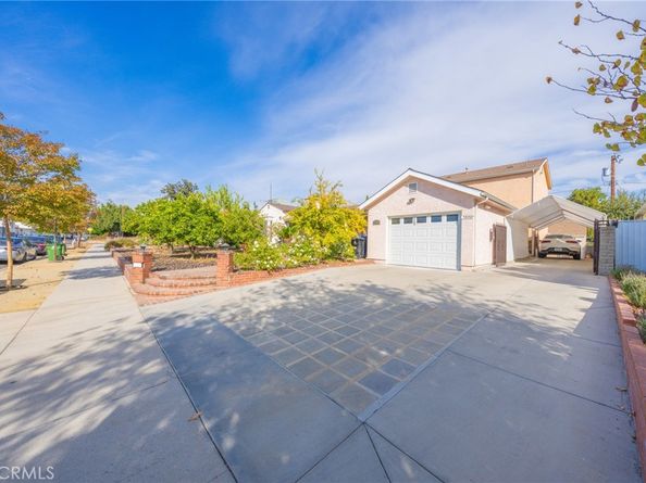 5848 Cleon Avenue, North Hollywood CA 91601