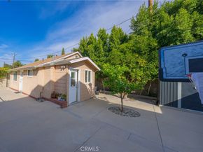 5848 Cleon Avenue, North Hollywood CA 91601