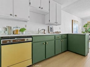 320 E Stocker St 208, Glendale CA 91207