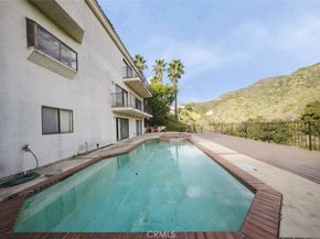 1978 Starvale Road, Glendale CA 91207