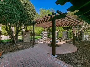 652 Robin Glen, Glendale CA 91202