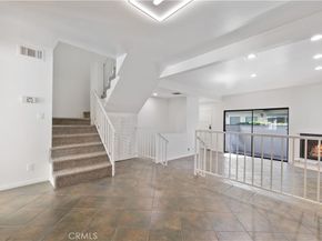 7550 Zombar 11, Van Nuys CA 91406