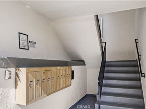 1052 Elm Avenue, Glendale CA 91201