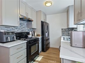 1052 Elm Avenue, Glendale CA 91201