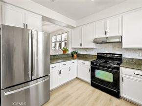 305 W Duarte Road G, Monrovia CA 91016