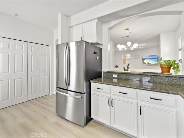 305 W Duarte Road G, Monrovia CA 91016