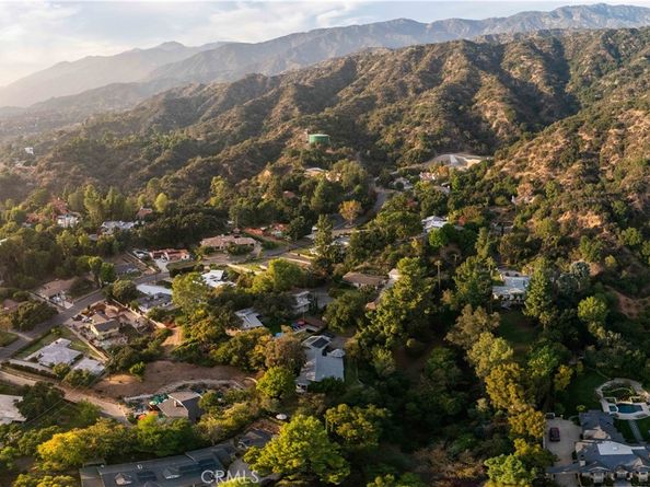 1076 Norumbega, Monrovia CA 91016