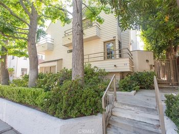 99 N Catalina Avenue