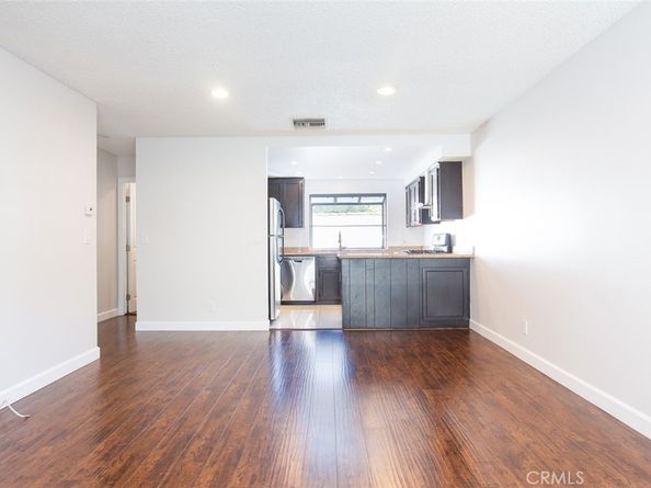 99 N Catalina Avenue 8, Pasadena CA 91106