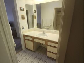 203 Park Shadow, Baldwin Park CA 91706
