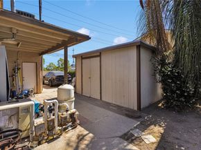 1087 Baseline Road, La Verne CA 91750