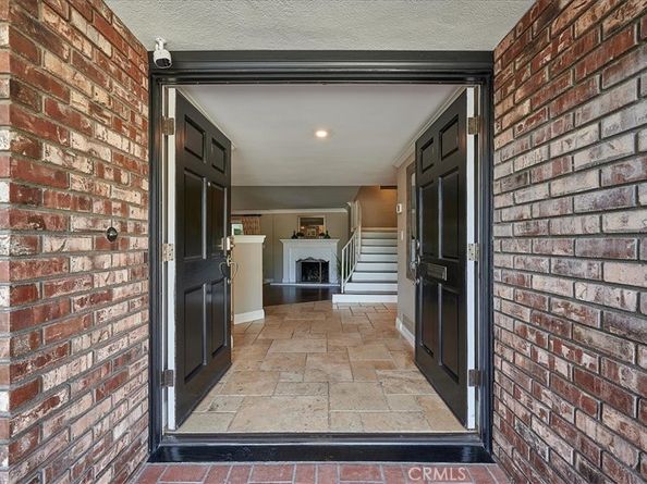 918 Saint Catherine Way, Claremont CA 91711