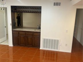 1669 N San Antonio, Upland CA 91784