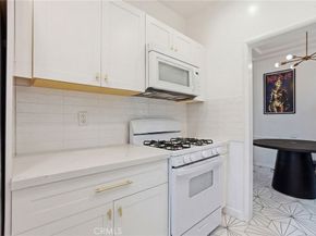 5084 Lemon Grove, Los Angeles CA 90029