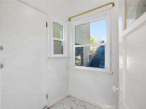 5084 Lemon Grove, Los Angeles CA 90029