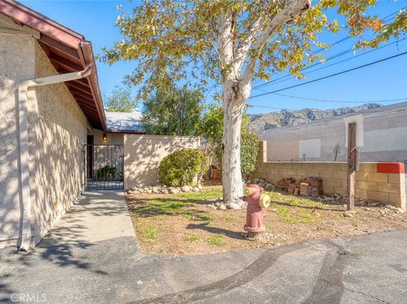303 Cherry Hills Lane, Azusa CA 91702