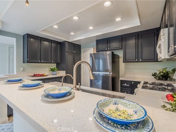 19 Dartmouth, Irvine CA 92612