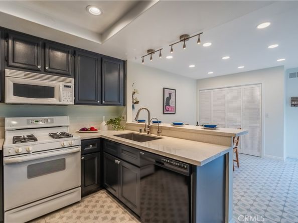 19 Dartmouth, Irvine CA 92612