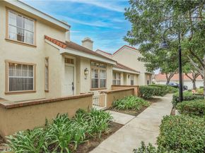 19 Dartmouth, Irvine CA 92612