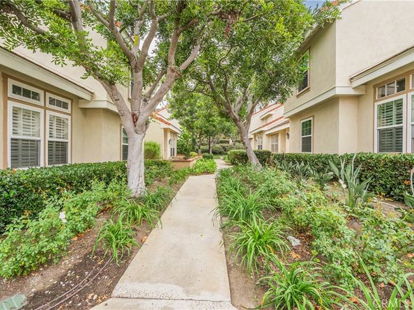 19 Dartmouth, Irvine CA 92612