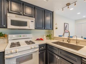 19 Dartmouth, Irvine CA 92612