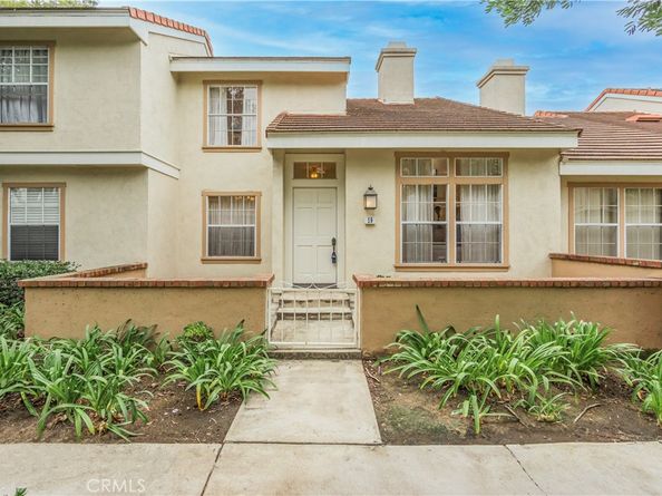 19 Dartmouth, Irvine CA 92612