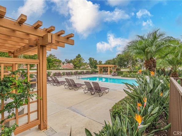 19 Dartmouth, Irvine CA 92612