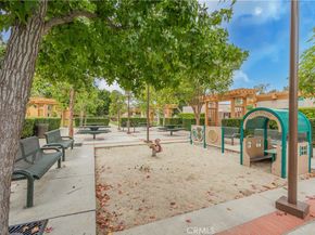 19 Dartmouth, Irvine CA 92612