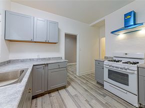 5355 W 8TH Street, Los Angeles CA 90036