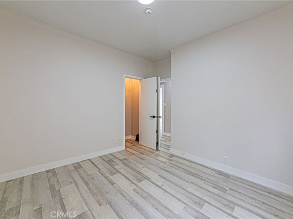 5355 W 8TH Street, Los Angeles CA 90036