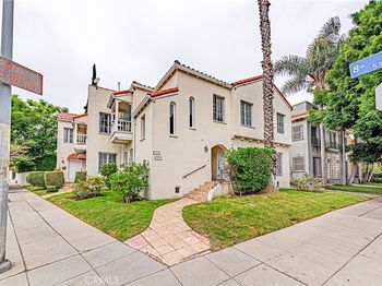 5355 W 8TH Street