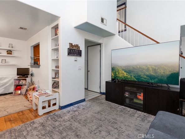 217 E Commonwealth F, Alhambra CA 91801